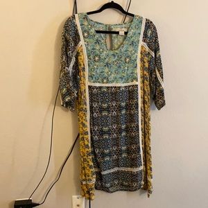 Super cute floral dress with elbow length sleeves